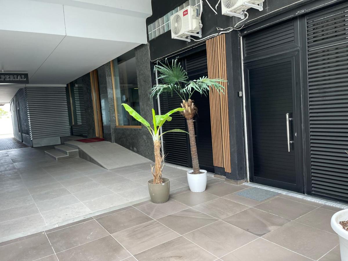 Duplex Lungomare Suites Vlore Exterior photo