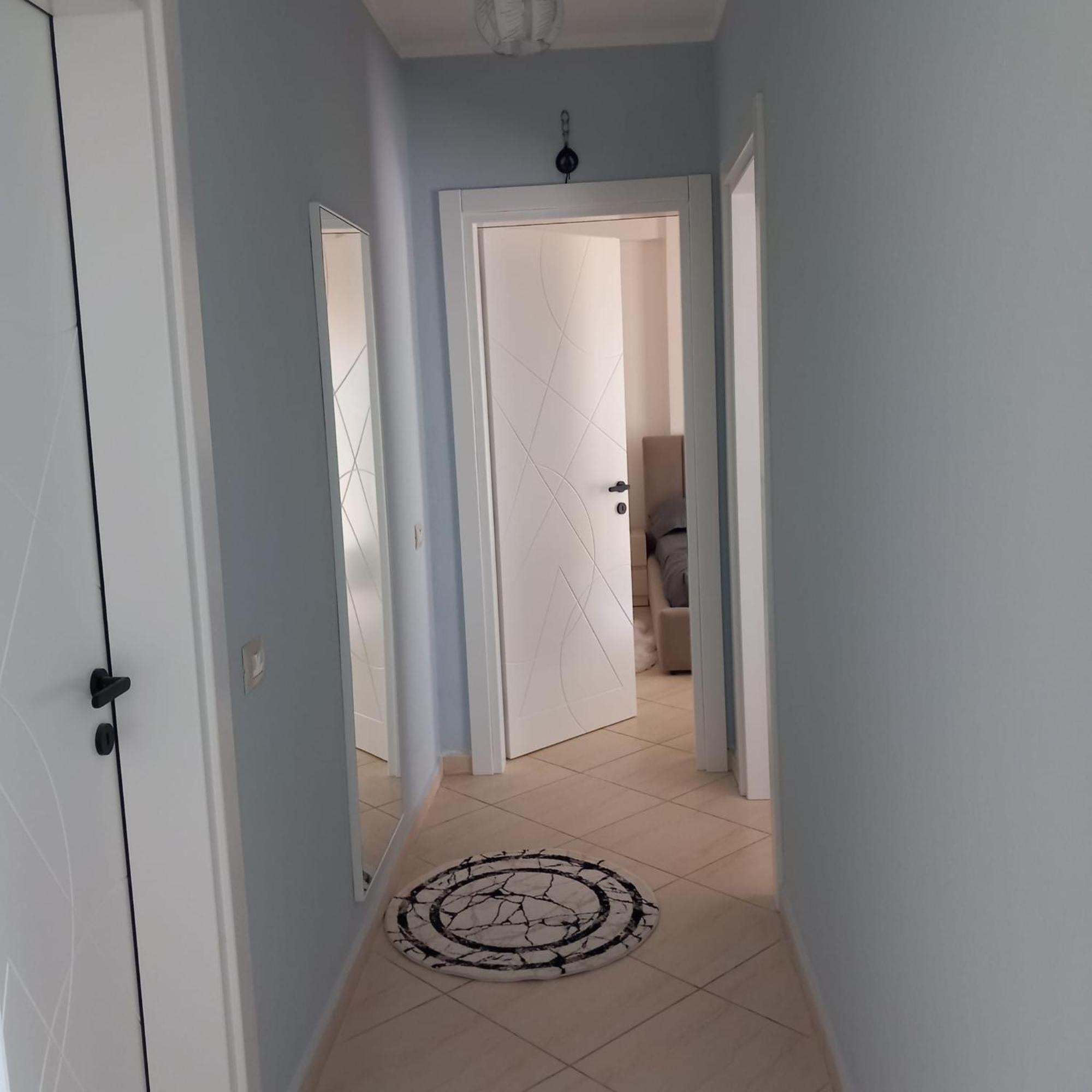 Duplex Lungomare Suites Vlore Room photo